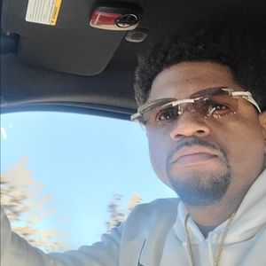 Meet your Posher, Gerald